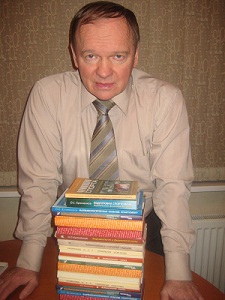 Олег Кулиненков